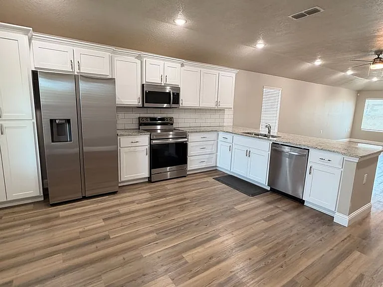 2371 Marlene Blvd — Photo 5