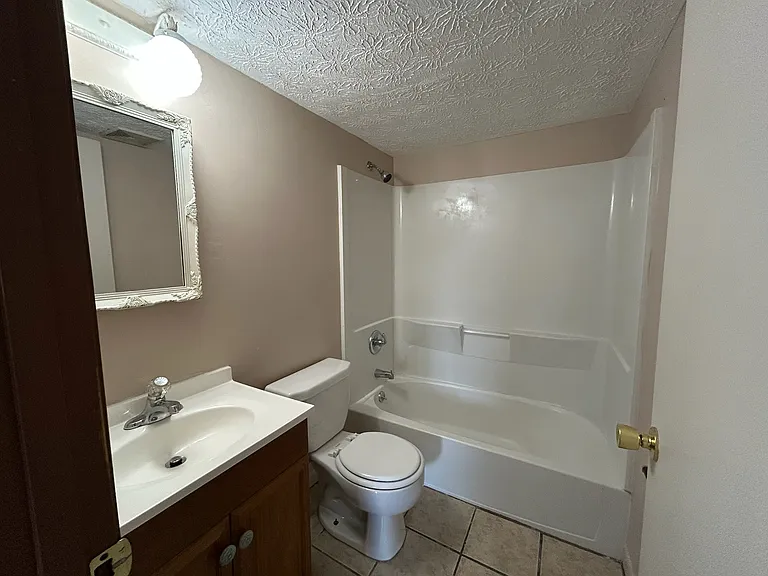 750 Gordon Smith Blvd #20 — Photo 6