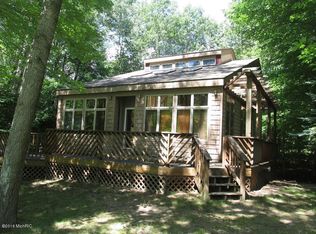 9615 Golf Port Dr, Stanwood, MI 49346