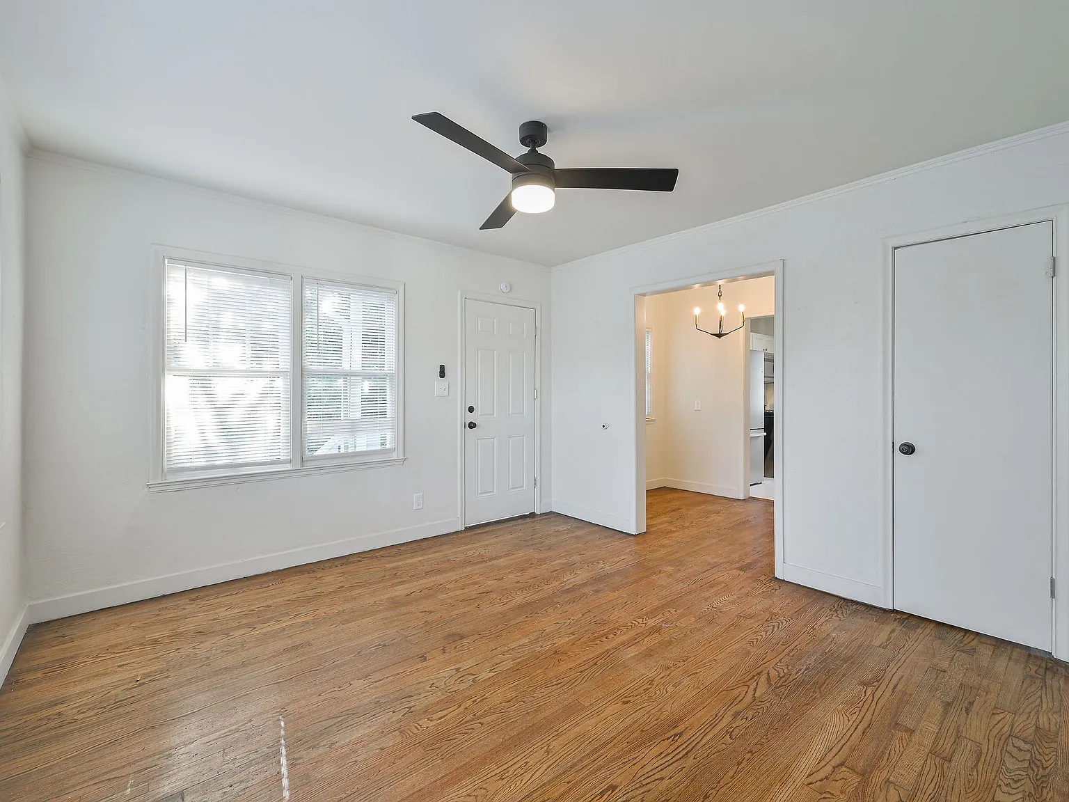1507 Northwest 28th Street - B — Photo 4