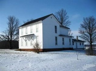 8284 S Marion Rd, La Fontaine, IN 46940