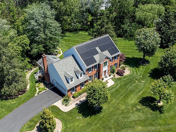 5th image of 15062 Brown Post Ln