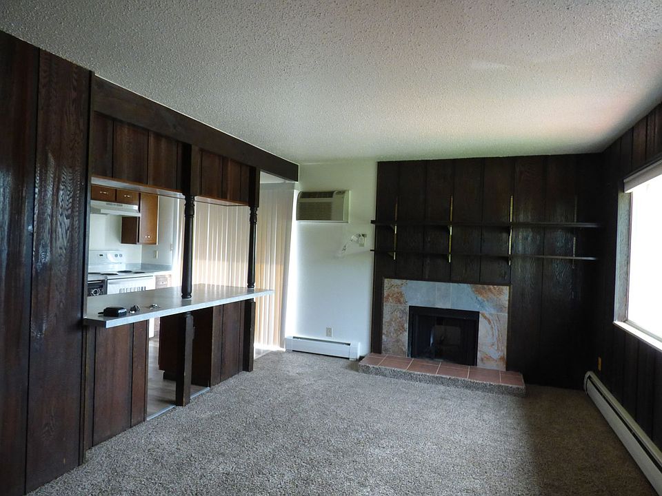 1st image of 3103 17th Ave #8