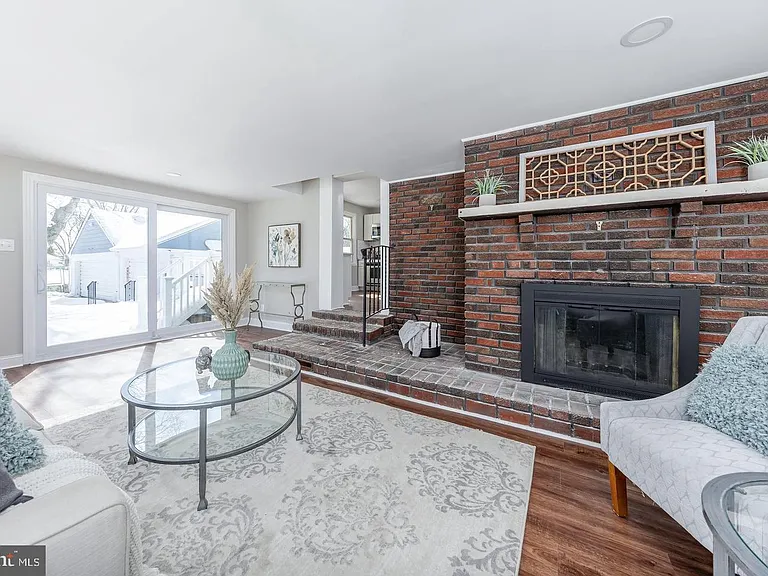 534 Blanchard Ave — Photo 9