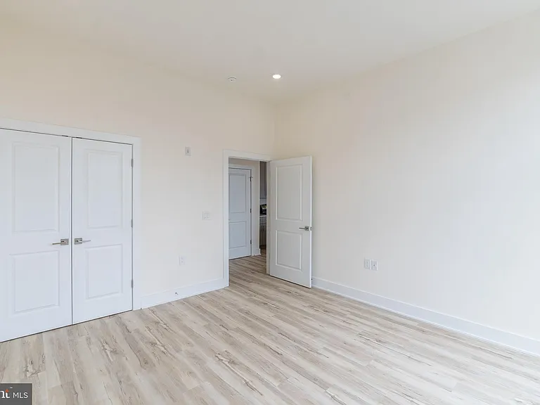 1129 Germantown Ave #4C — Photo 20
