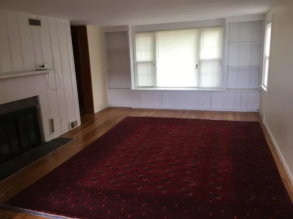 1022 Bunker Hill Rd, Watertown, CT 06795