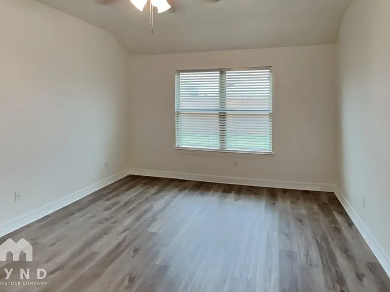 1825 Shoebill Dr — Photo 6