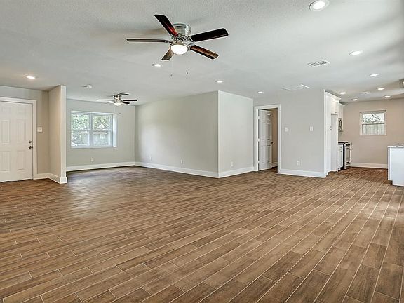 5th image of 7630 Troulon Dr