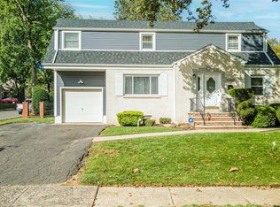 1806 Rensselaer Rd, Teaneck, NJ 07666