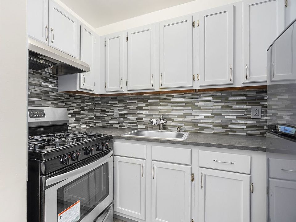 1st image of 147 W 136th St APT 4