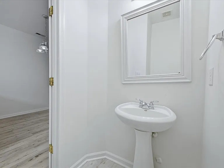 6928 Creft Cir — Photo 26
