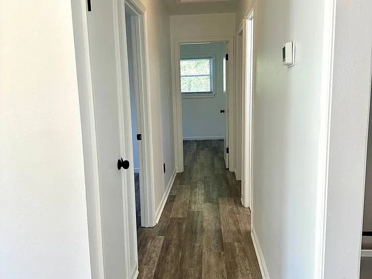 1005 Glenburnie Rd — Photo 10