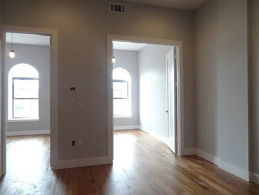 Rented by Zumper Inc | media 28