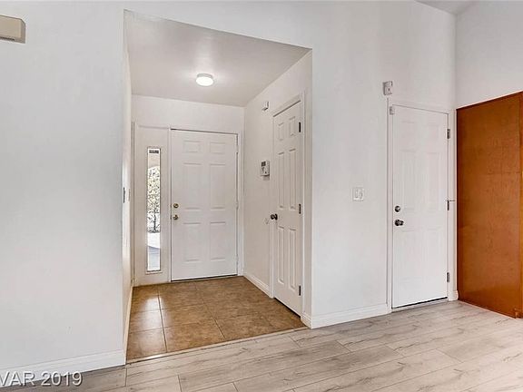 3rd image of 5742 Fonchester Ct