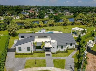 9355 SW 84th Ter, Miami, FL 33173