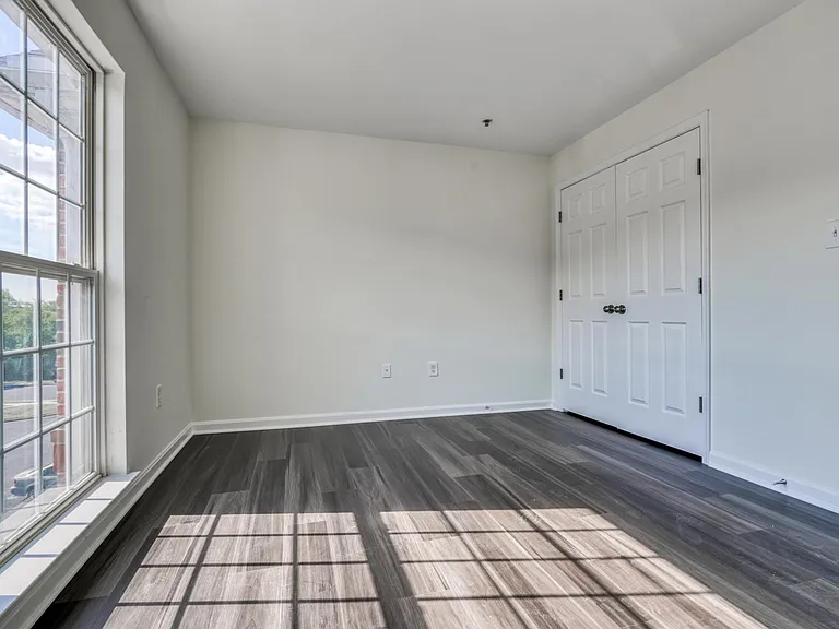 2501 Coleridge Dr #3D — Photo 4