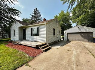 13718 45th Ave, Chippewa Falls, WI 54729