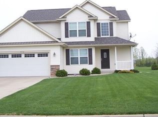 8576 Summer Ridge Dr, Freeland, MI 48623