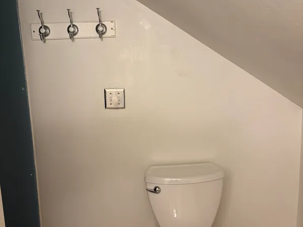 509 Main St, Fiskdale, MA 01518