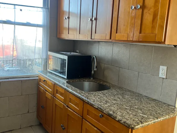 6008 Kennedy Blvd W APT 3, West New York, NJ 07093