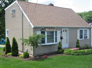 36 Tremper Dr, Wallingford, CT 06492
