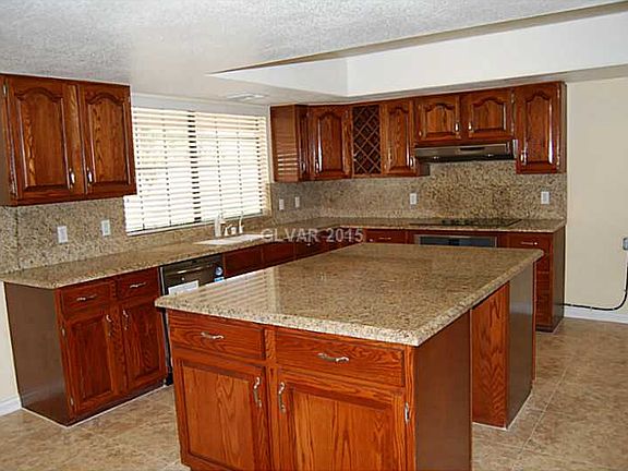 5th image of 4265 Callahan Ave
