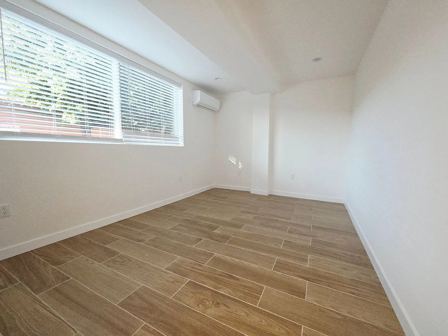 DNA Apartments 13425 Vanowen LLC — Photo 2