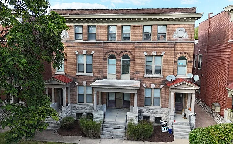 Waterman Pine Apartments LLC — Photo 9