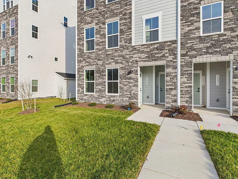 8029 Lake Laurel Ln #A — Photo 21
