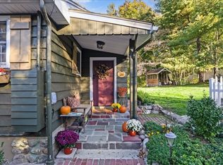 107 Overlook Rd, Newton, NJ 07860