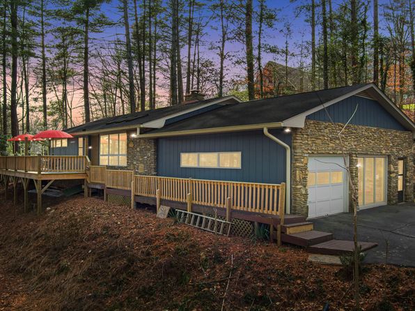635 Aiken Rd #2