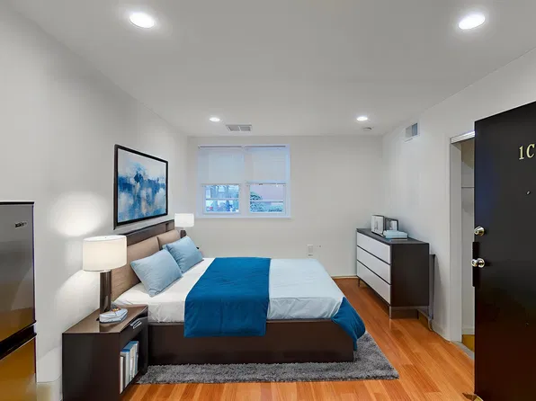 253 3rd St APT 1C, Hoboken, NJ 07030