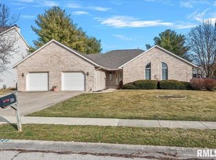 3100 Catalpa Dr, Springfield, IL 62712