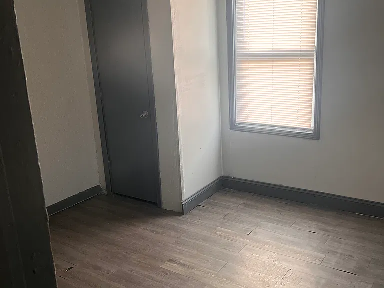 4045 Shreve Ave #2F — Photo 8