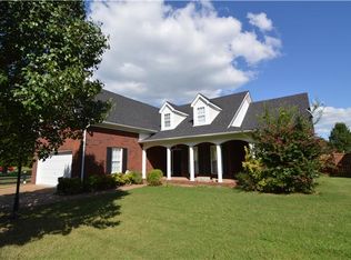 5817 S New Hope Rd, Hermitage, TN 37076