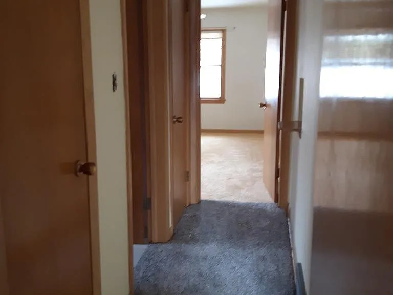 10232 W North Ave — Photo 9