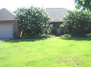 32 Schoolhouse Rd, Alexandria, LA 71303
