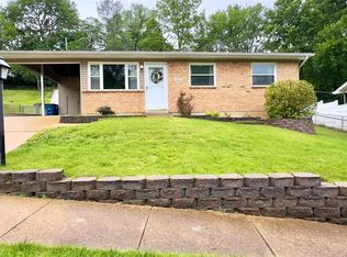 2947 Shores Dr, Saint Louis, MO 63125