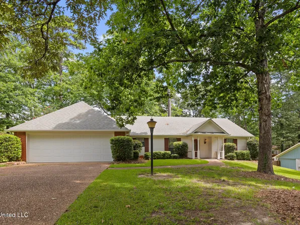 830 Rushton Cir, Brandon, MS 39047