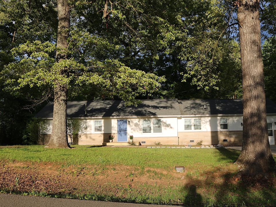 1st image of 687 Iris Dr #689