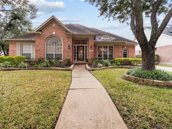 1510 Meadow Glade Ct