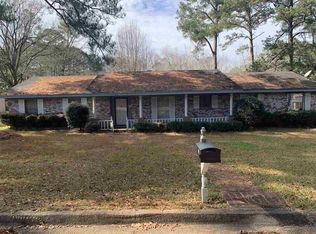 618 Elm Ave NW, Magee, MS 39111