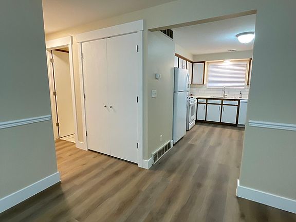 3rd image of 1035 S Virginia Cir #1035
