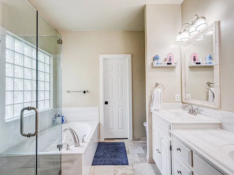 3204 Chaucer Ln — Photo 23