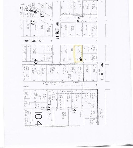 1st image of 1424 NW Lake St