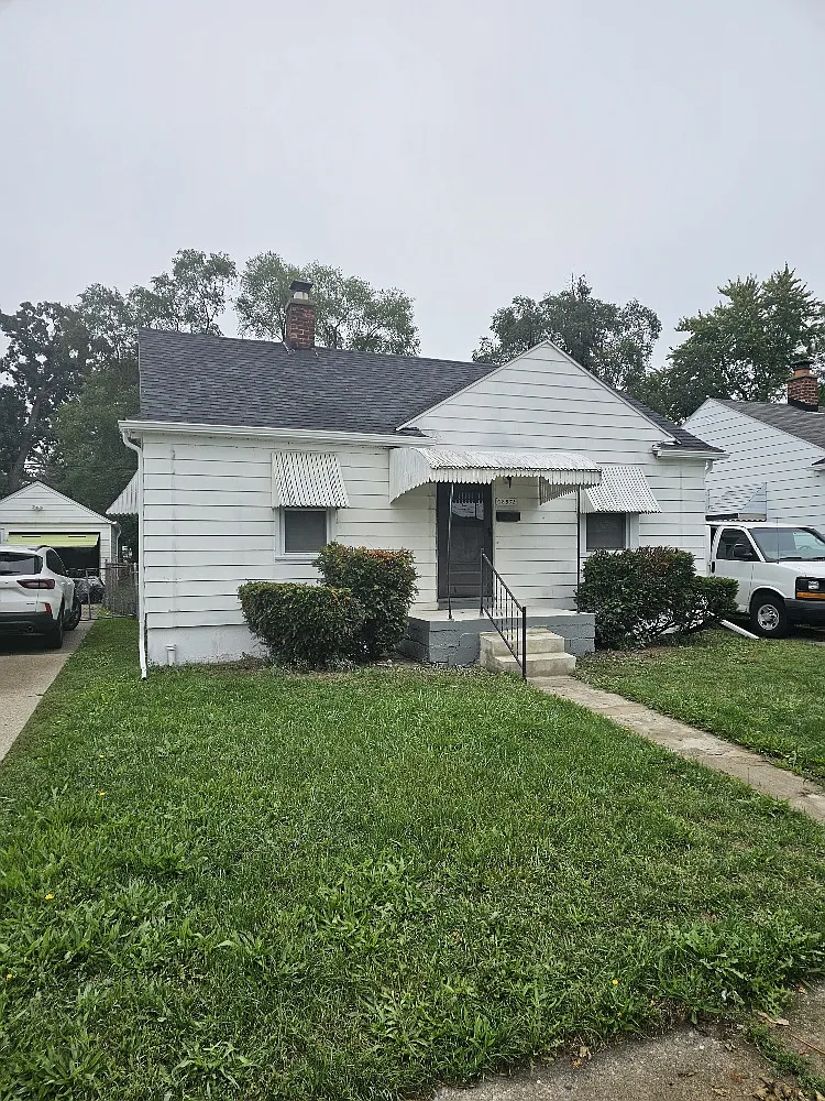 3 bed, 1100 sqft, $1,250 — Photo 3