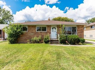 5886 Sweet Birch Dr, Bedford Heights, OH