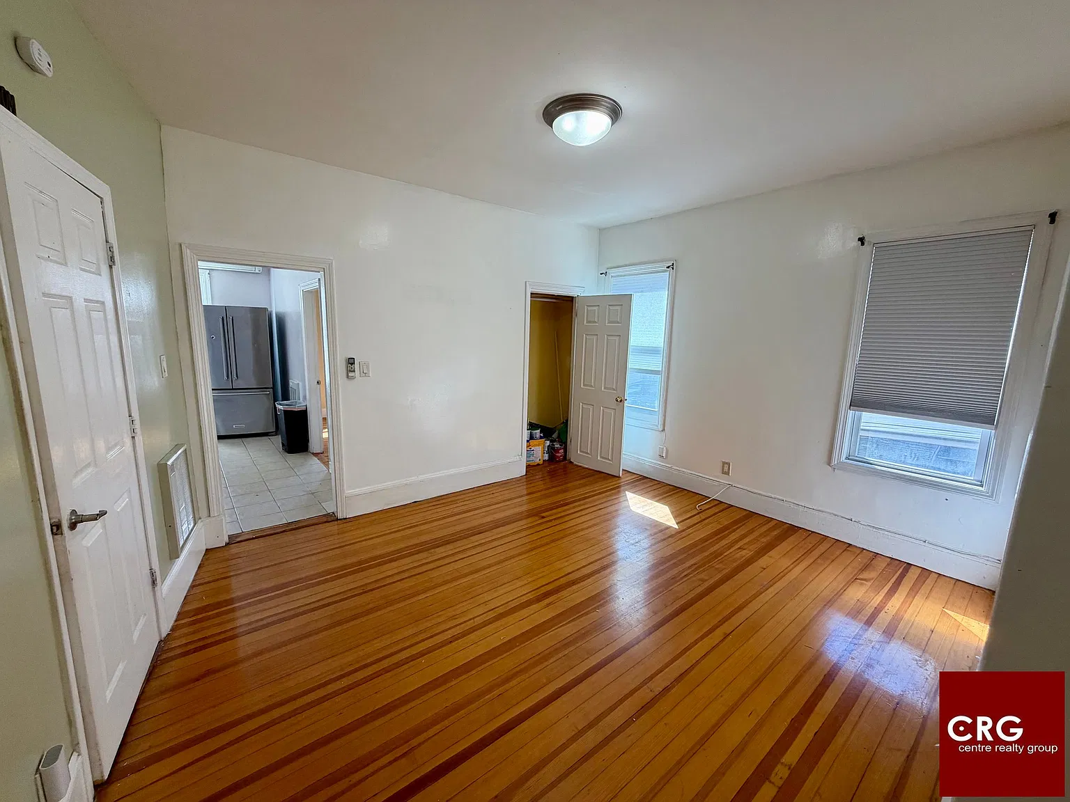 2 bed, 1.0 bath, 750 sqft, $3,000 — Photo 3