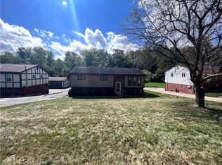 5675 Aiken Rd, Mc Kees Rocks, PA 15136