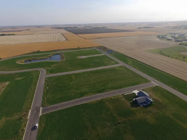 1110 Granite Trl, Marshall, MN 56258